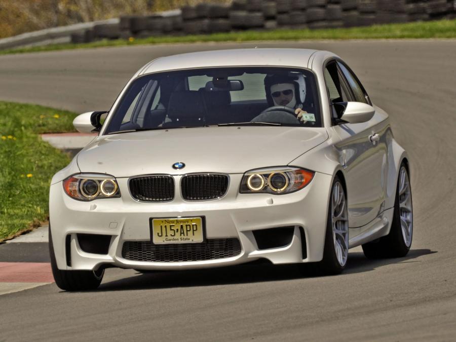  BMW 1-Series M Coupe 2011 года  (US) (фото 20 из 30)